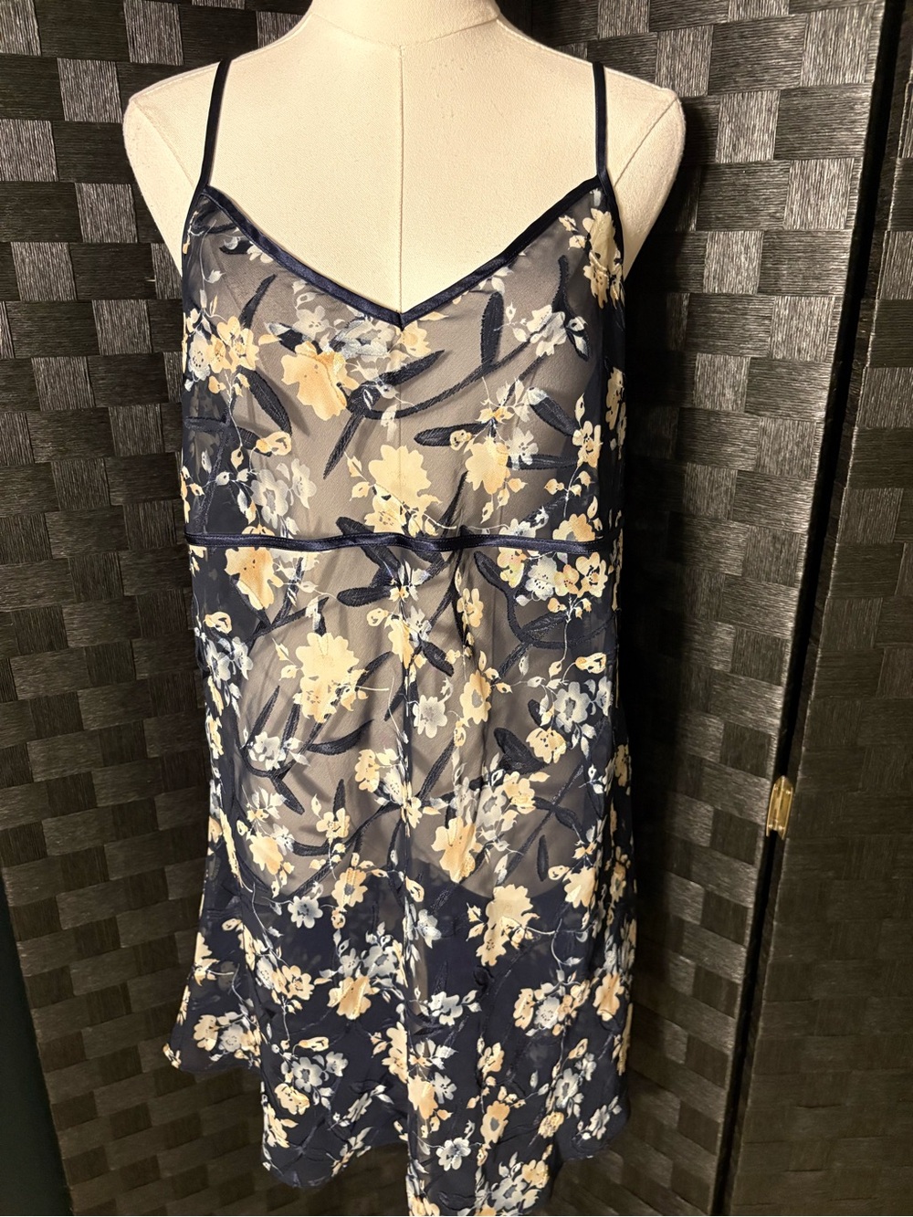 Vintage Delta Burke Sheer Floral Mesh Chemise Nightgown